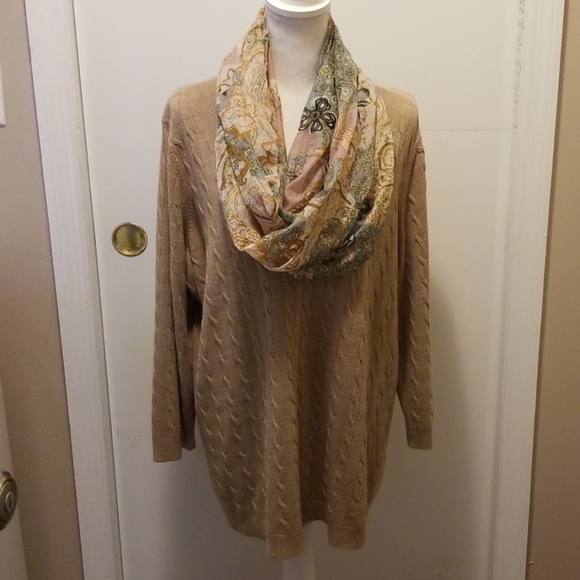 Avenue Tops - Avenue Ladies Sweater!  Like New!